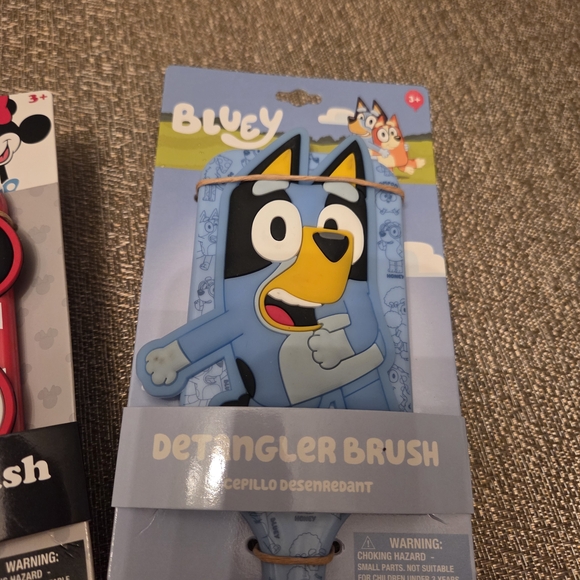 Detangler Brush, Choice Of - Picture 4 of 9